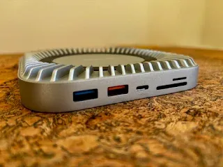Raycue Mac mini hub